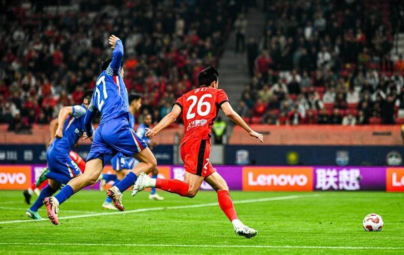 英雄联盟竞猜包含风云突变！里昂赛后回应争议；足总杯版图或变；球迷炸锅；资深球员宣示担当的词条