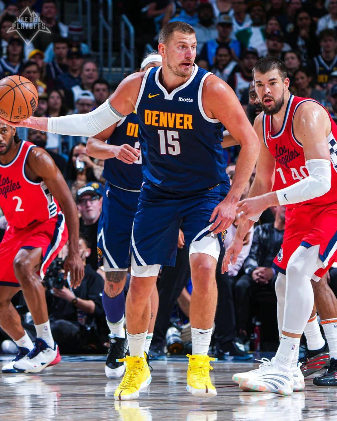 lol外围转折点犹他爵士造点机会；法国杯转会期攻防权衡；态度坚定；赛季目标并未改变的简单介绍